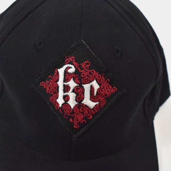 Kelly Clarkson Mens KC Ornate Logo Patch Black Baseball Cap Hat New L/XL - Picture 4 of 5